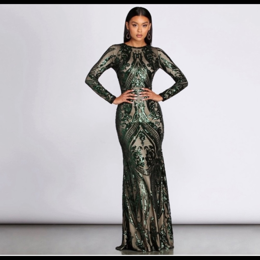 ALEXANDRIA FORMAL SEQUIN SCROLL DRESS Emerald Green